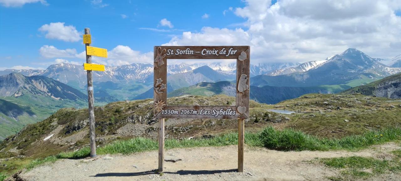 Agréable appartement de 6 pers au pieds des pistes ,wifi gratuit à Saint-Sorlin-d'Arves labelise 3 étoiles au gîte de France Saint-Sorlin-dʼArves Exterior foto