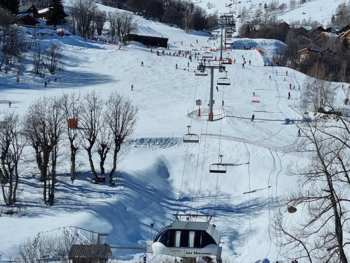Agréable appartement de 6 pers au pieds des pistes ,wifi gratuit à Saint-Sorlin-d'Arves labelise 3 étoiles au gîte de France Saint-Sorlin-dʼArves Exterior foto