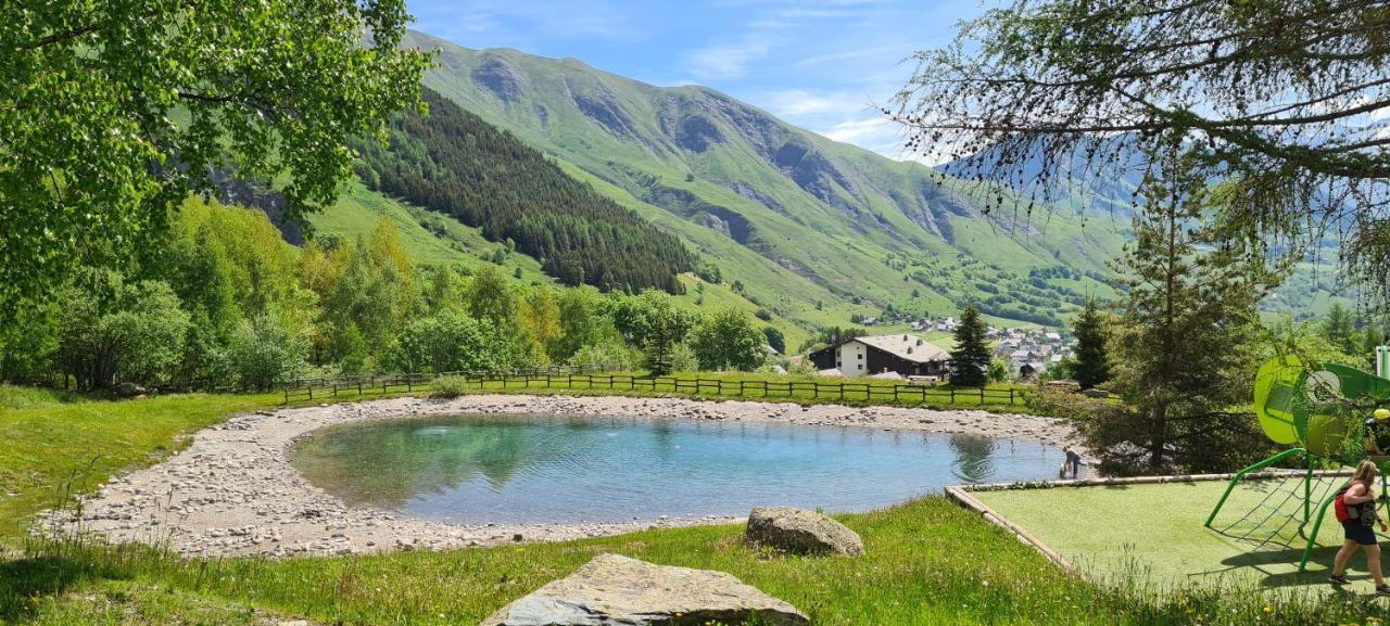 Agréable appartement de 6 pers au pieds des pistes ,wifi gratuit à Saint-Sorlin-d'Arves labelise 3 étoiles au gîte de France Saint-Sorlin-dʼArves Exterior foto